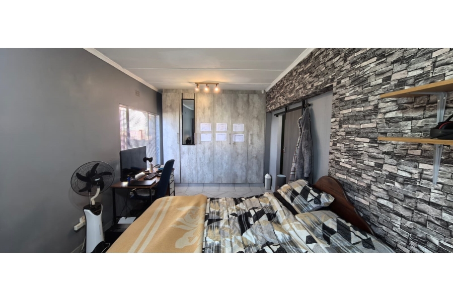 3 Bedroom Property for Sale in Hadison Park Northern Cape